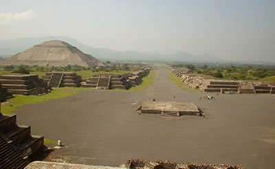 Teotihuàcan la pyramide du soleil